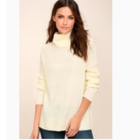 Lulus cream turtleneck sweater - Picture 1 of 2